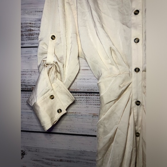 VENUS Cream Button-Down Dress size 10 NWOT - Picture 6 of 14